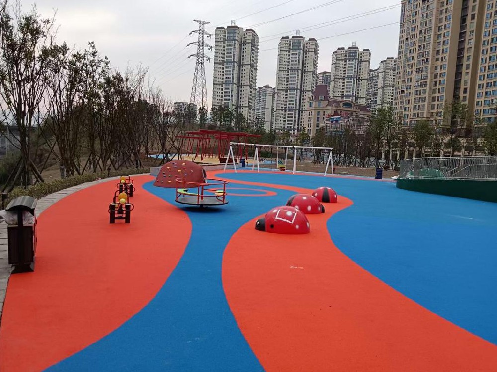 小面積EPDM顆粒地面施工省錢攻略